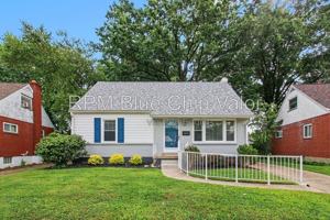 featured image of 3942 Hemphill Way