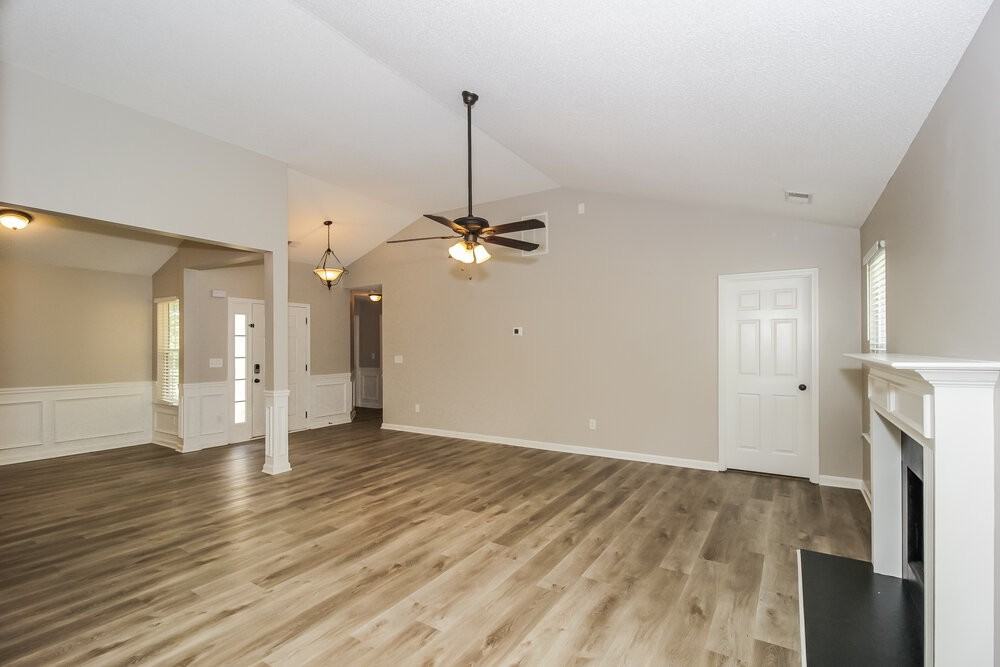 526 Firethorn Ct - Photo 6 of 16
