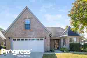 featured image of 9909 Southern Oak Way