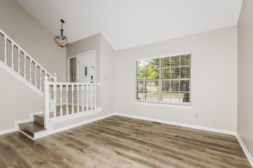 2917 Sunnyfield Ct - Photo 5 of 17