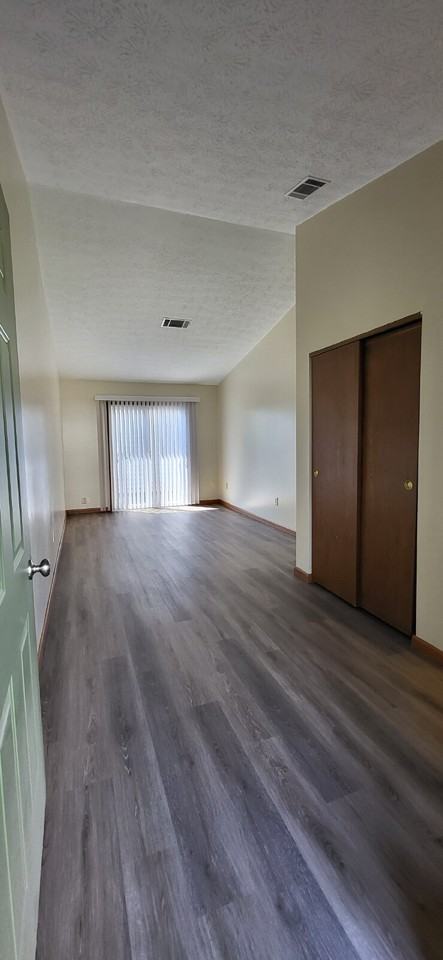 151 Bevonne Ct - Photo 2 of 9