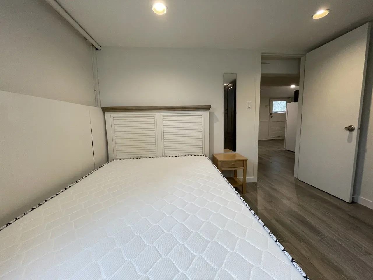 4631 West 14th Avenue - Photo 7 of 8