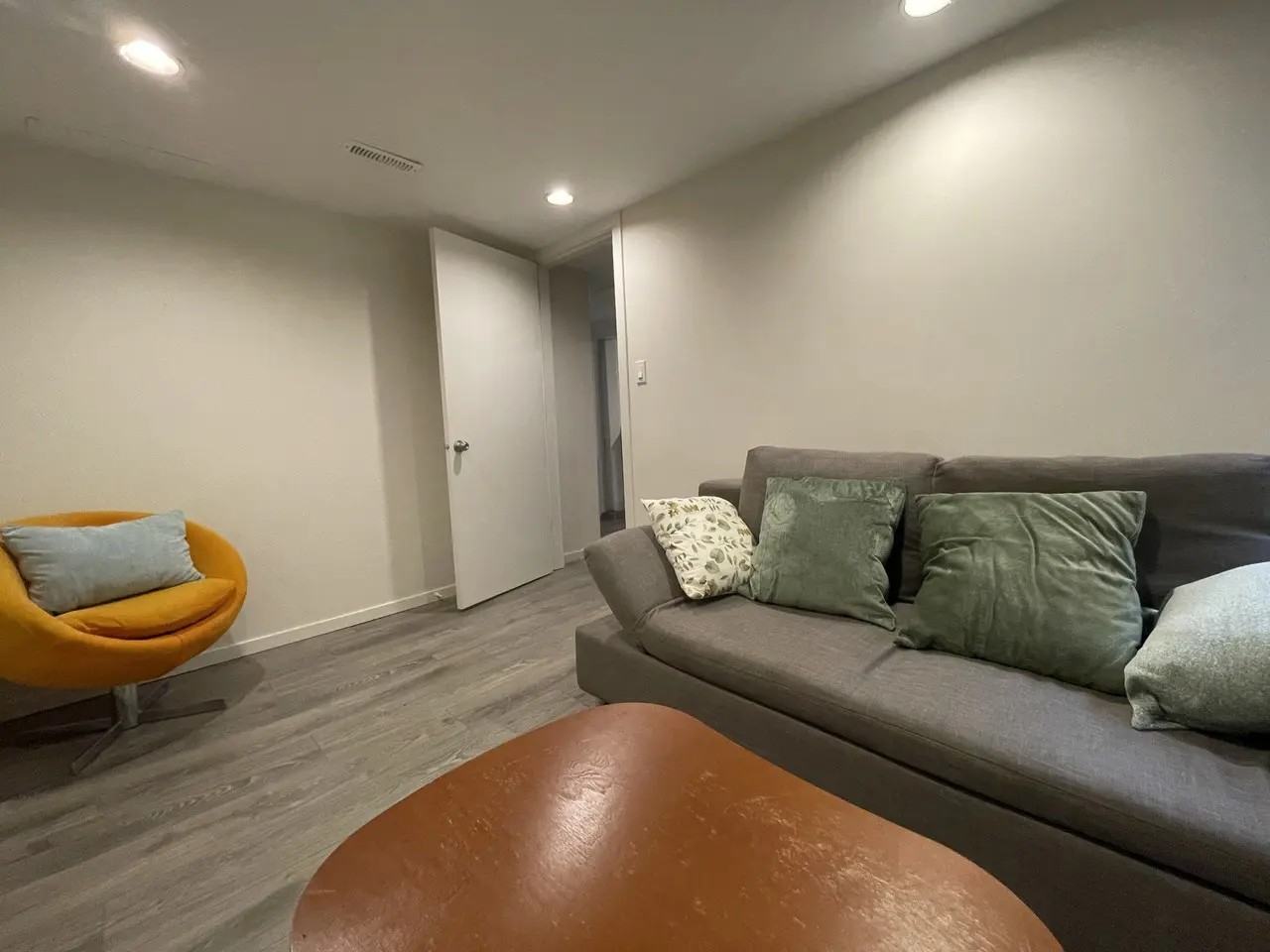 4631 West 14th Avenue - Photo 4 of 8