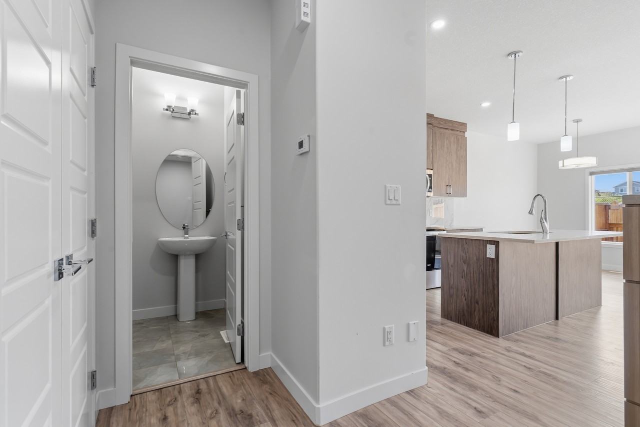 8805 Carson Way Sw - Photo 3 of 28