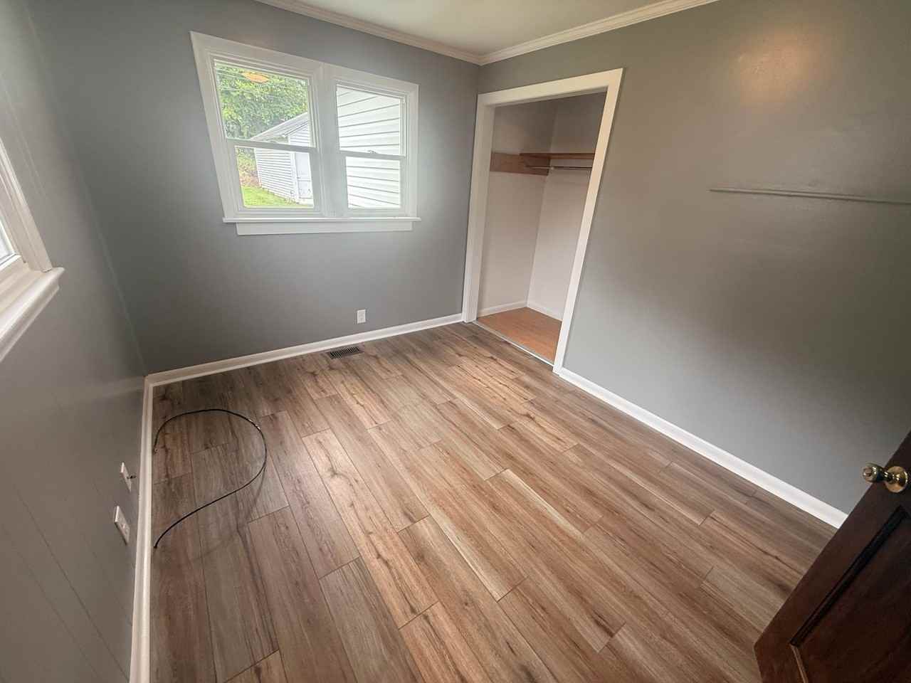 311 Clement St - Photo 4 of 27
