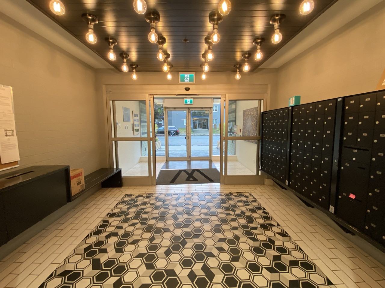 311 6th Ave E #303 - Photo 4 of 50