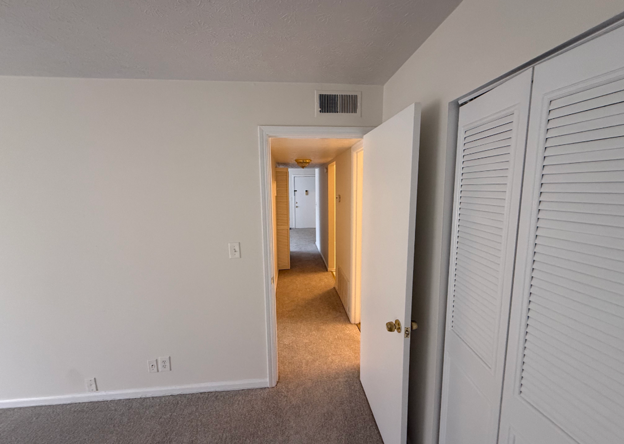 7010 Wildwood Cir #70 - Photo 4 of 18