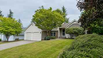 featured image of 2816 235th Pl Ne