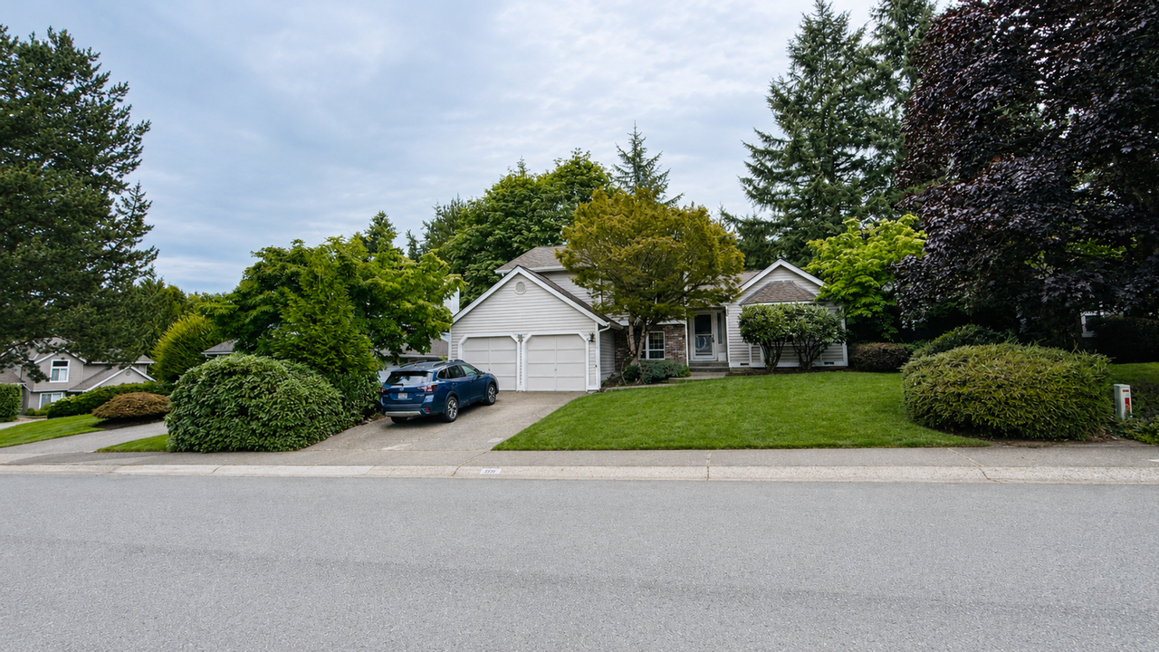 2816 235th Pl Ne - Photo 2 of 22