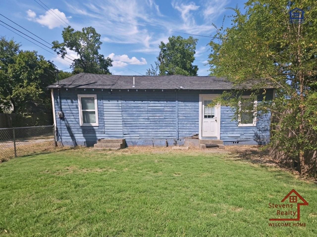 110 Nw 3rd St #B - Photo 4 of 5