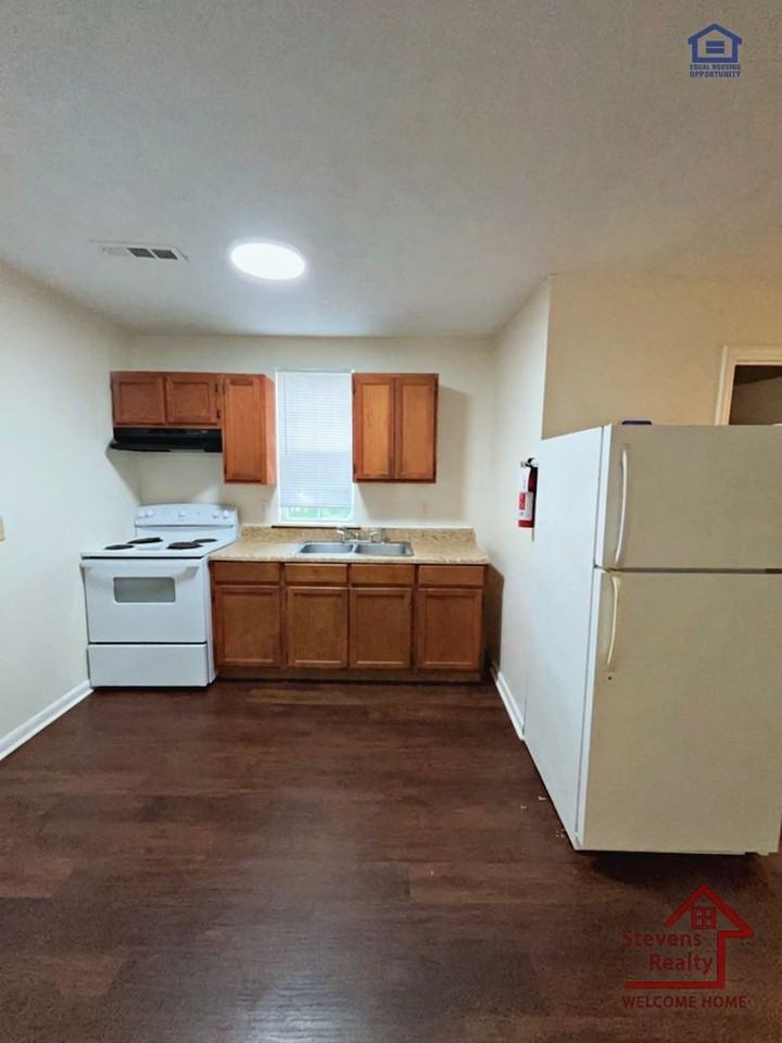 132 Dogwood Pointe Dr #2 - Photo 3 of 11