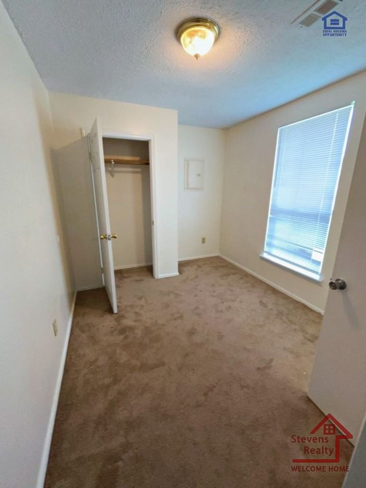 132 Dogwood Pointe Dr #2 - Photo 2 of 11