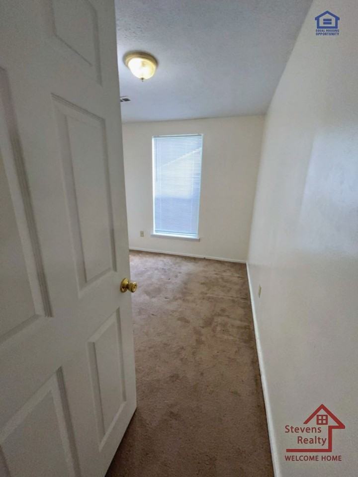 132 Dogwood Pointe Dr #2 - Photo 6 of 11