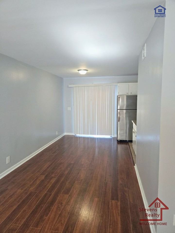 370 Wallace Rd #G15 - Photo 3 of 14
