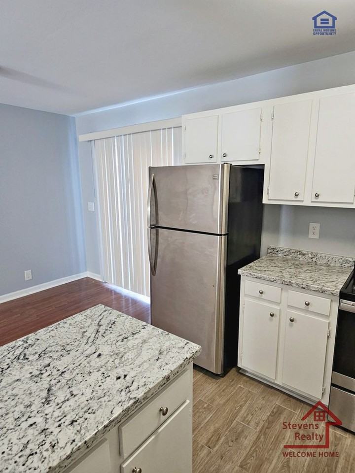 370 Wallace Rd #G15 - Photo 6 of 14