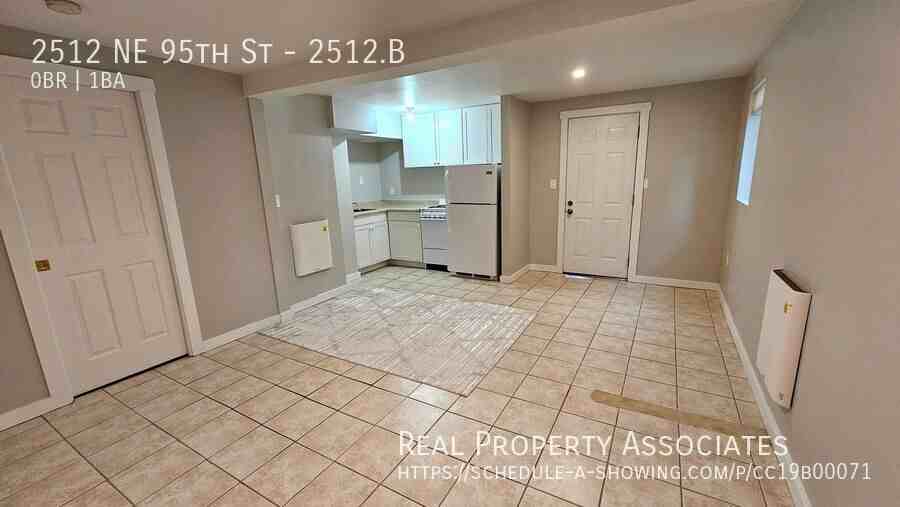 2512 Ne 95th St #2512B - Photo 3 of 9