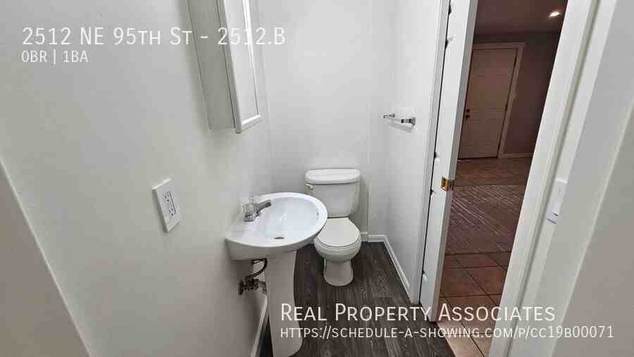 2512 Ne 95th St #2512B - Photo 6 of 9