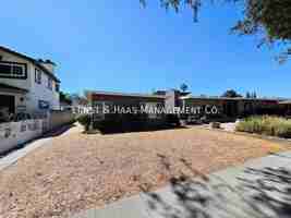 featured image of 3223 Lemon Ave