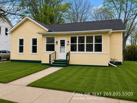 208 Oak St - Photo 1 of 1