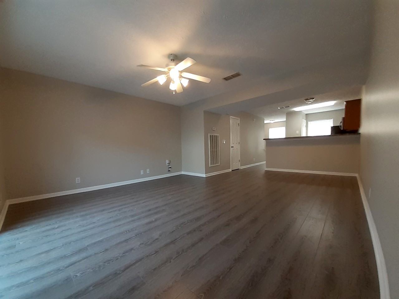 1305 Milwalkee Ct - Photo 6 of 22