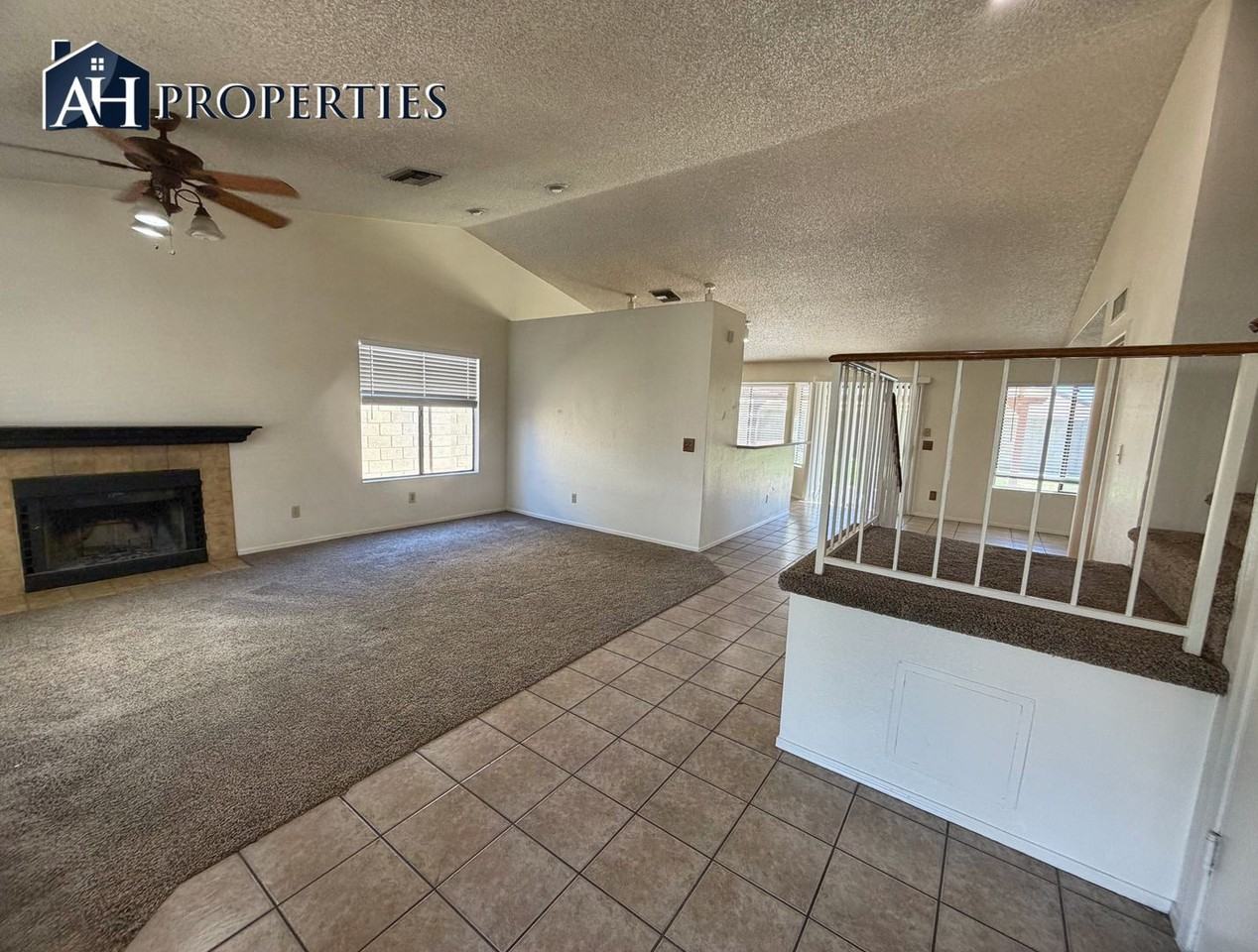 7203 W Kimberly Way - Photo 2 of 20