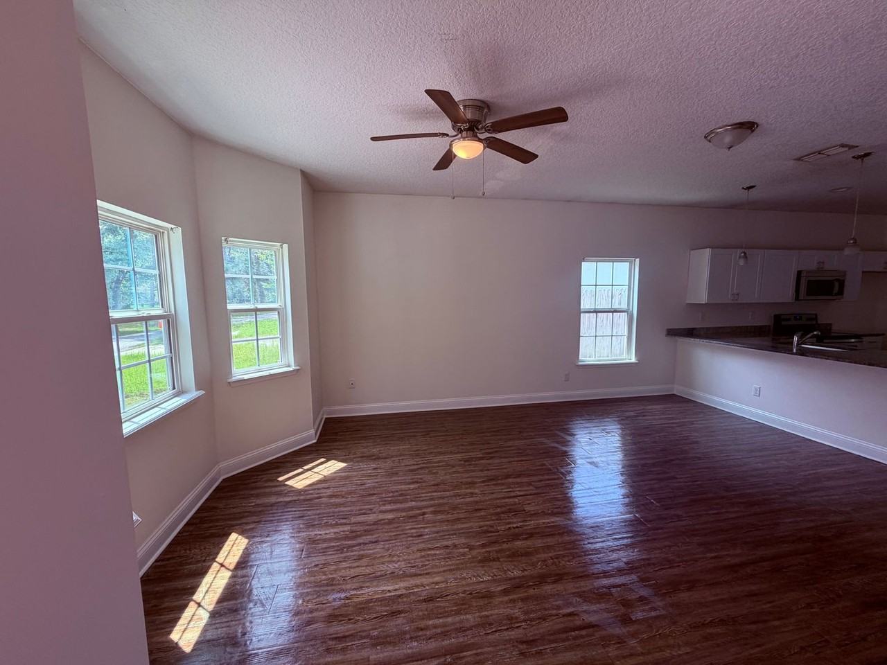 6609 Osceola St - Photo 4 of 14