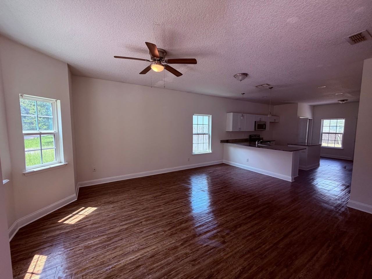 6609 Osceola St - Photo 5 of 14