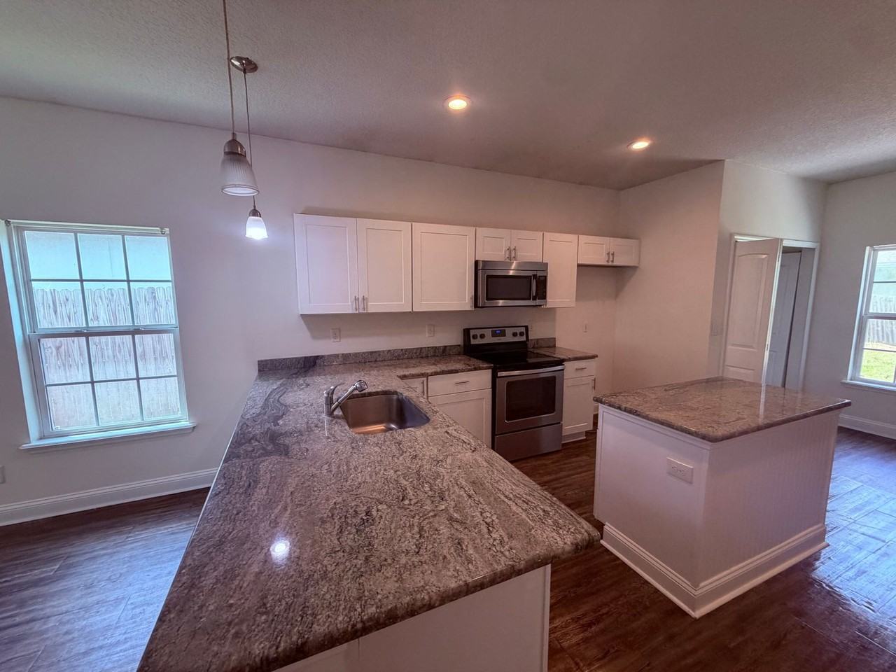 6609 Osceola St - Photo 7 of 14