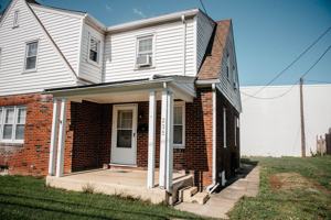 featured image of 235 Adelia St
