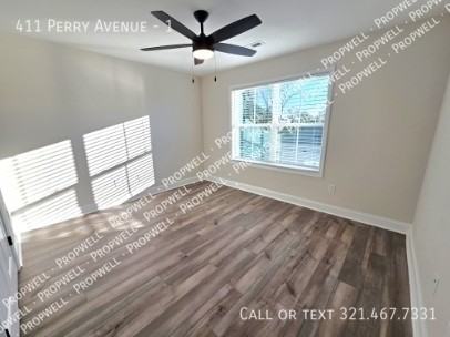411 Perry Ave #1 - Photo 4 of 10