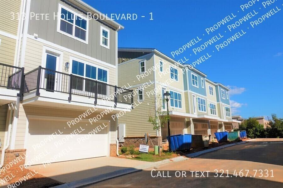 313 Pete Hollis Blvd #1 - Photo 3 of 48