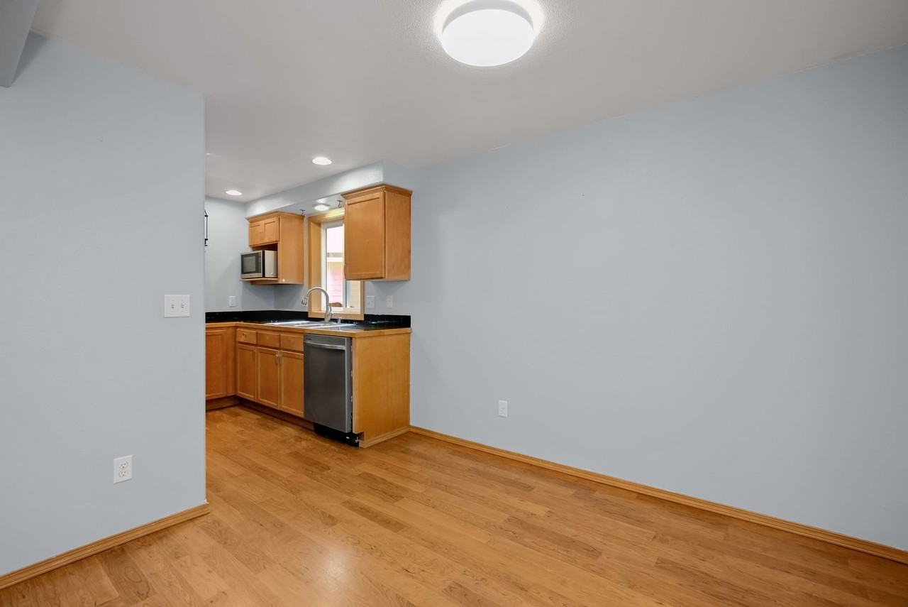 1124 73rd Dr Se - Photo 6 of 42