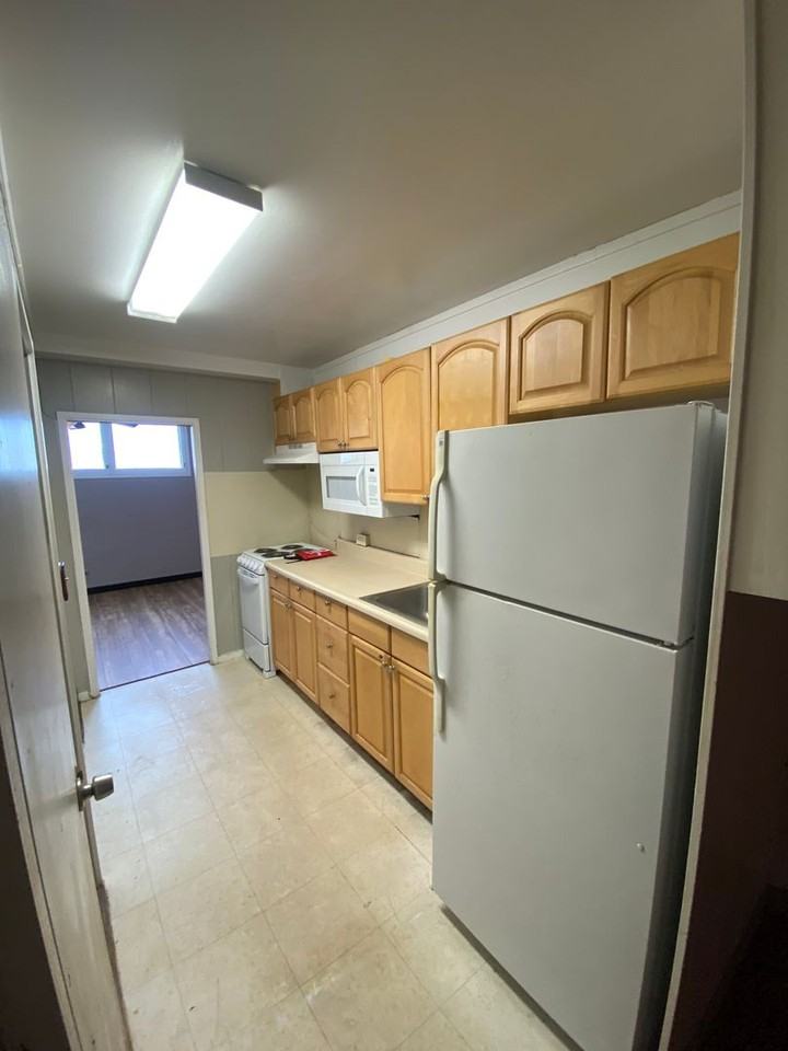 1700 Makiki St #101 - Photo 3 of 11