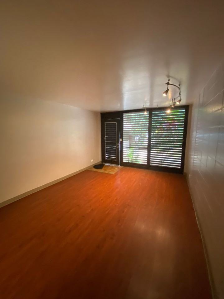 1700 Makiki St #101 - Photo 4 of 11
