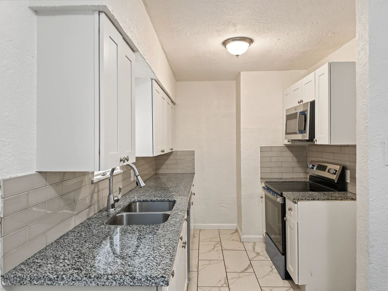 206 Prune St - Photo 6 of 19