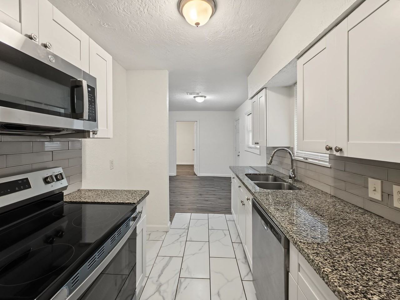 206 Prune St - Photo 7 of 19