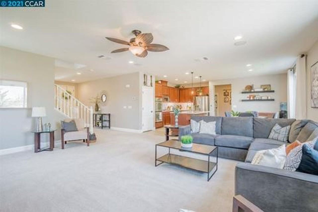 693 Monte Verde Ln - Photo 5 of 18