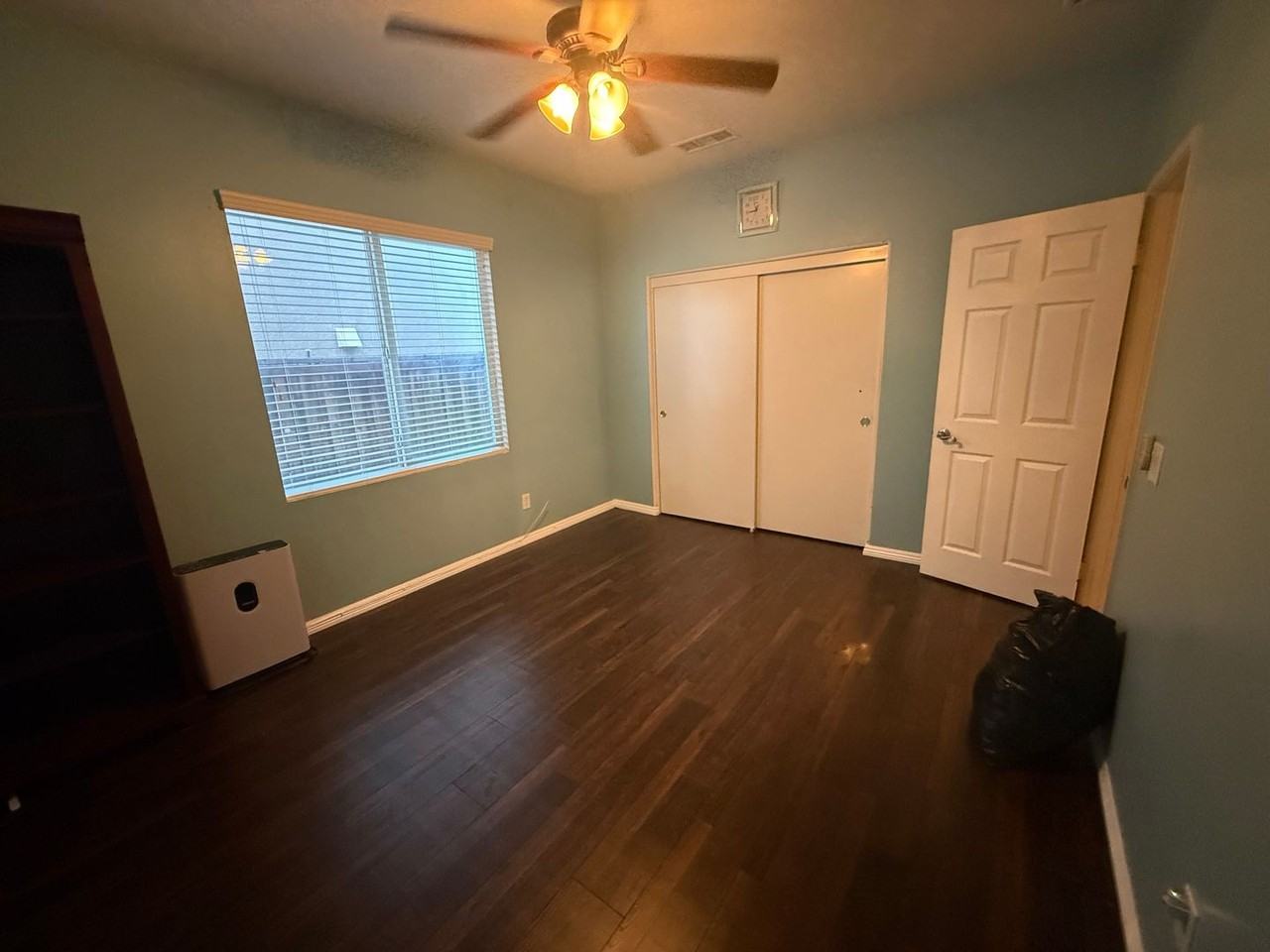 12951 Susanville St - Photo 5 of 36