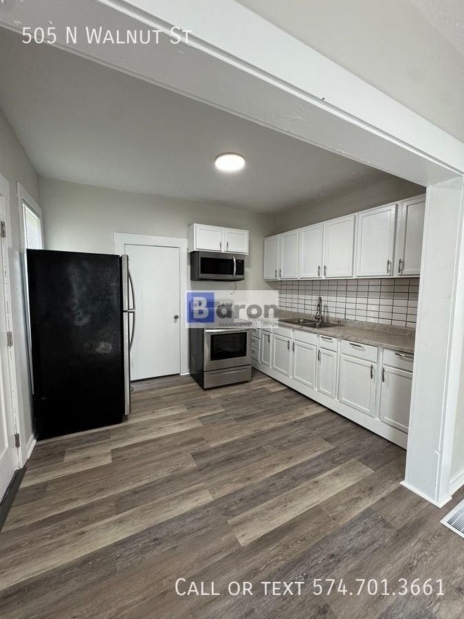 505 N Walnut St - Photo 4 of 15