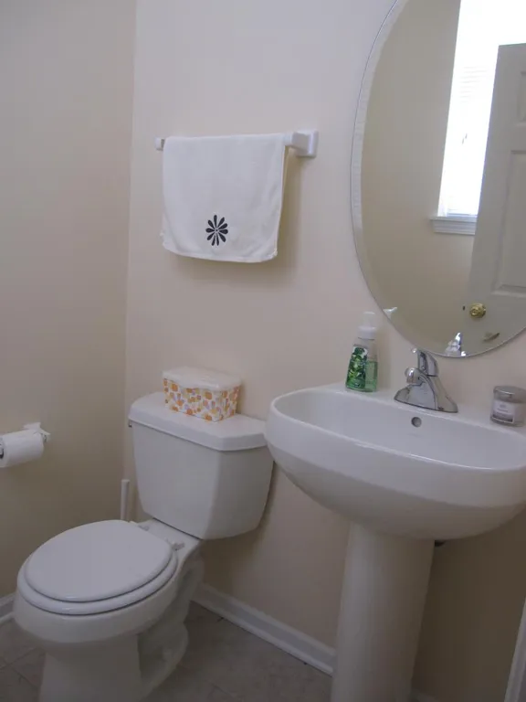 2349 Crydon Pl #19G2 - Photo 6 of 8