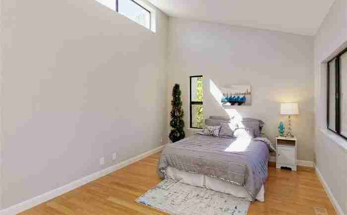 1739 Dalessi Dr - Photo 2 of 11