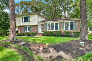 featured image of 614 Clover Dr #NA