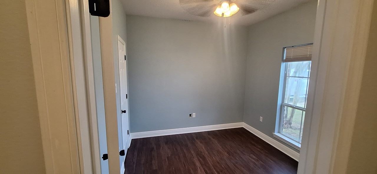 38249 Mindi Ct #NA - Photo 5 of 8