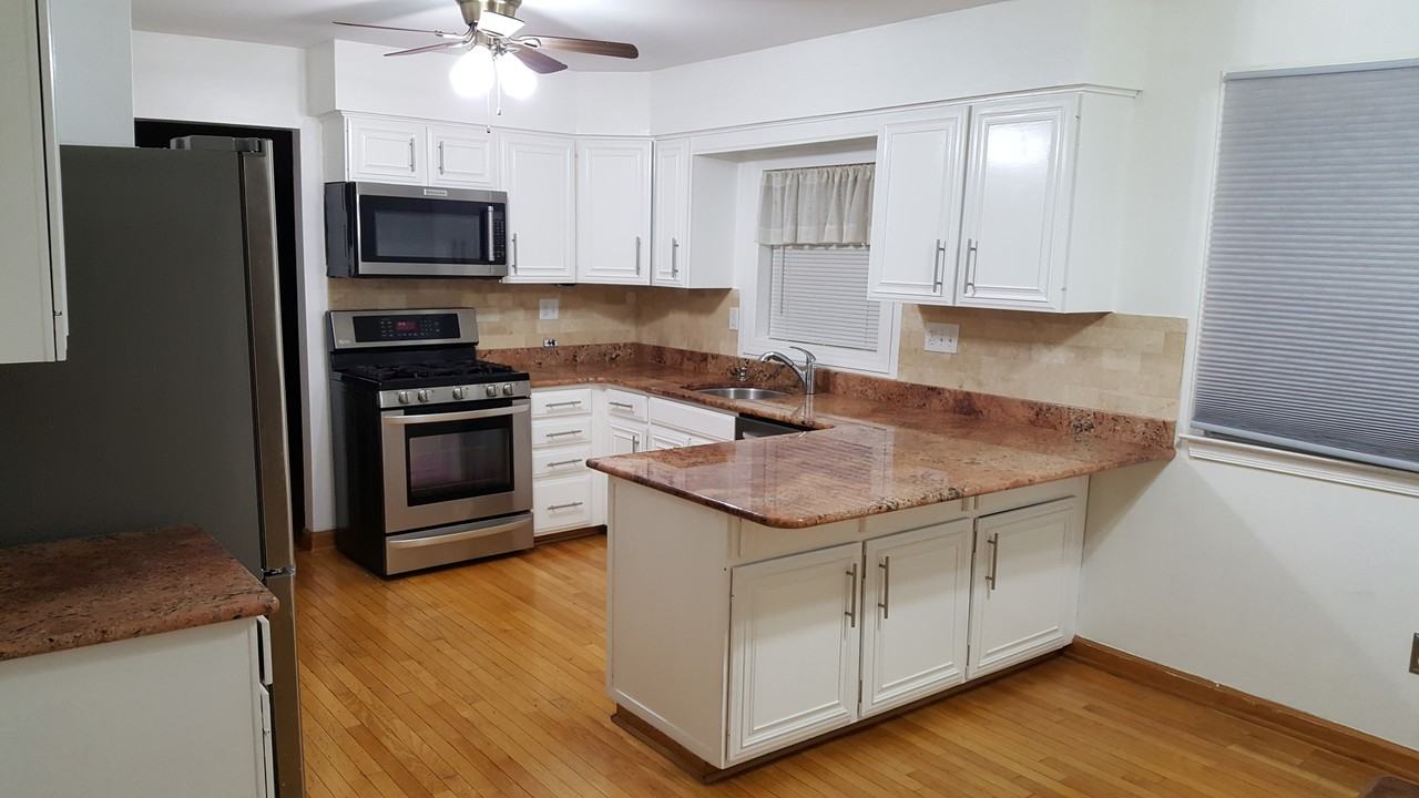 1703 Country Club Dr #NA - Photo 6 of 19