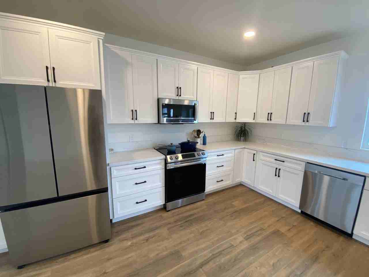 770 Delaware St #NA - Photo 4 of 26