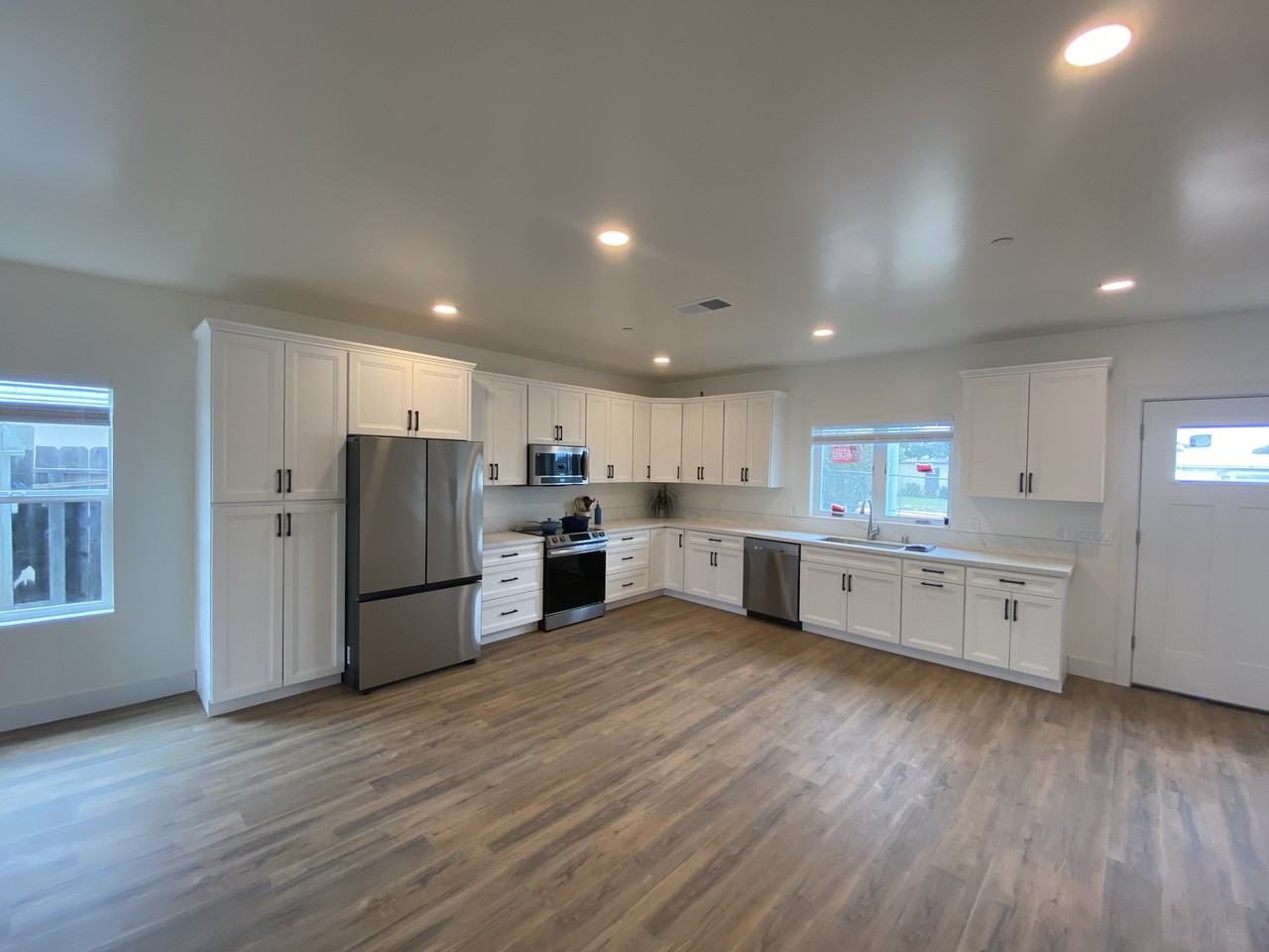770 Delaware St #NA - Photo 5 of 26