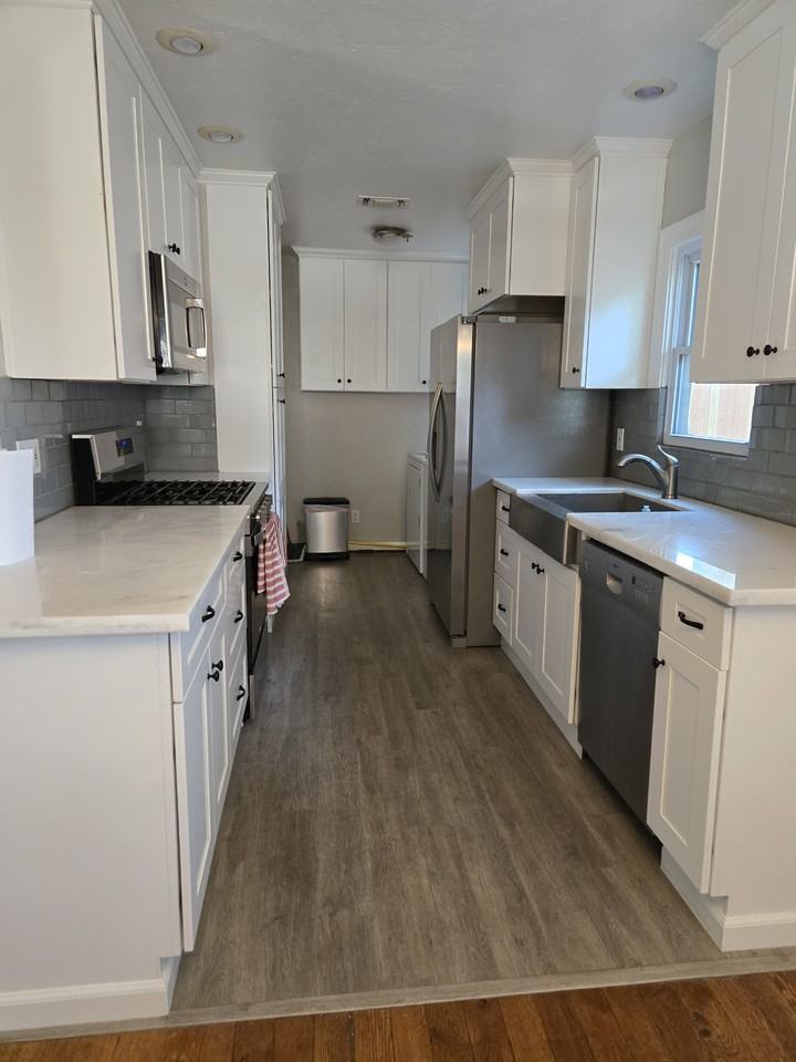 1732 Virginia Ave #NA - Photo 3 of 16