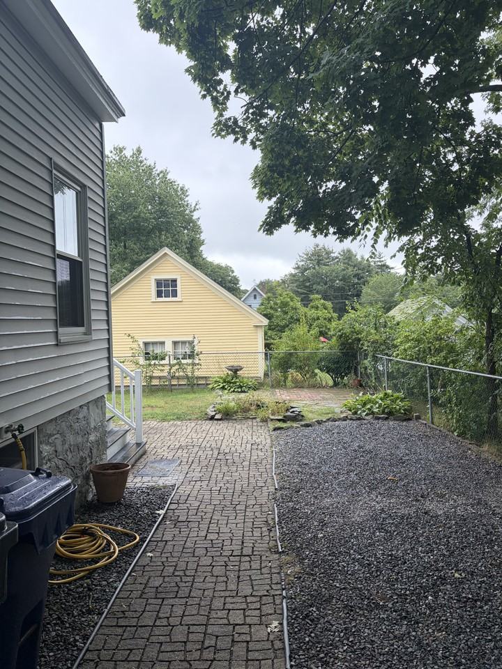 15 Upland St #NA - Photo 3 of 20