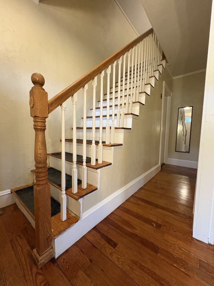 15 Upland St #NA - Photo 4 of 20