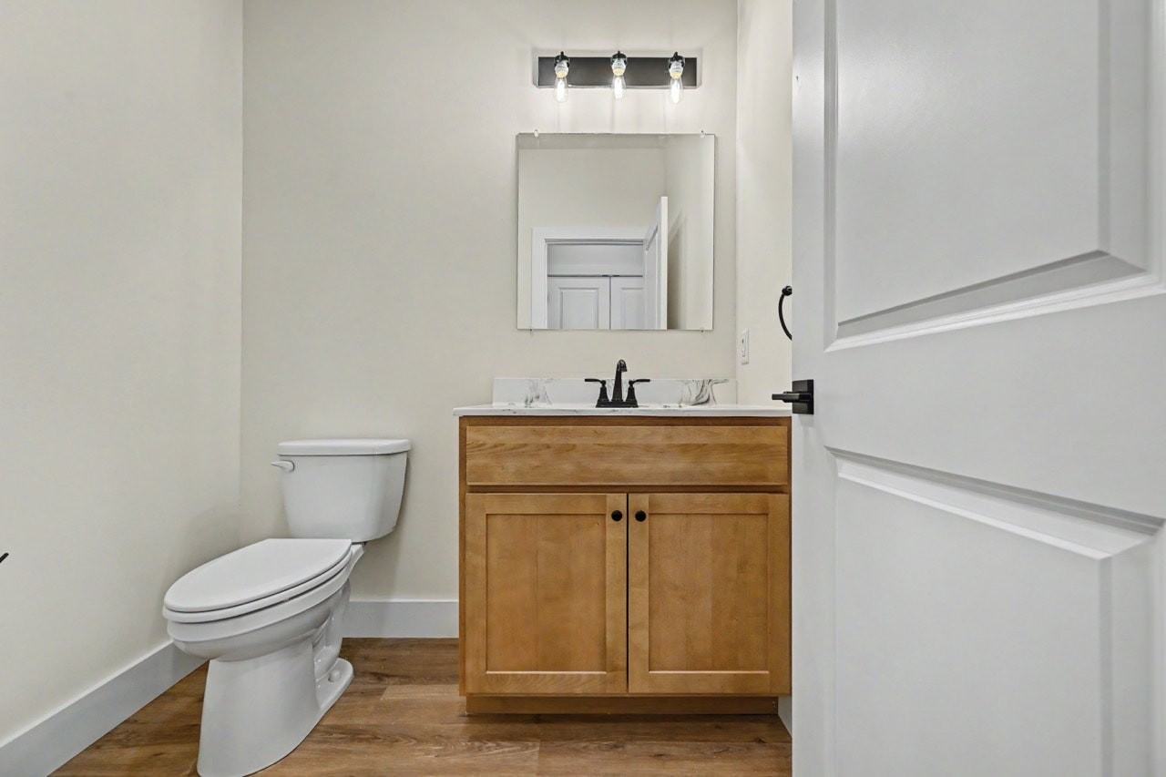 212 Hull Ave, Unit 202 - Photo 5 of 24